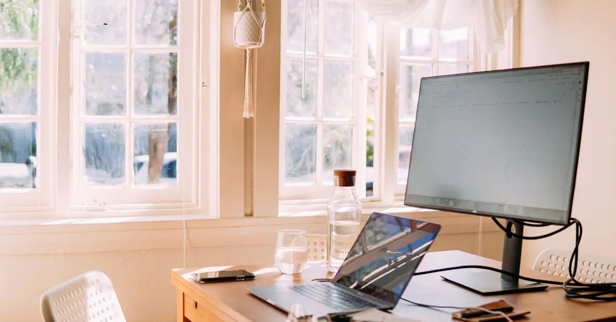 Cómo seleccionar el mejor laptop para el teletrabajo