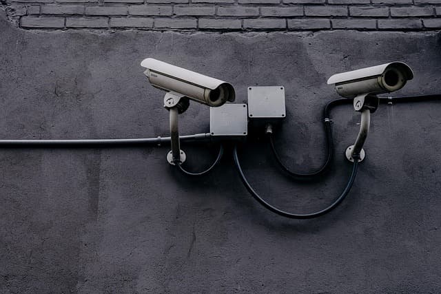 Cómo elegir el mejor sistema de seguridad para tu hogar inteligente